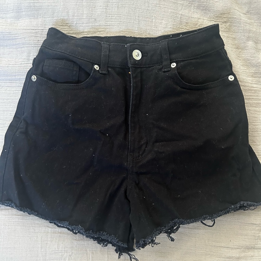 H&M Black Jean Shorts High-Waisted Distressed